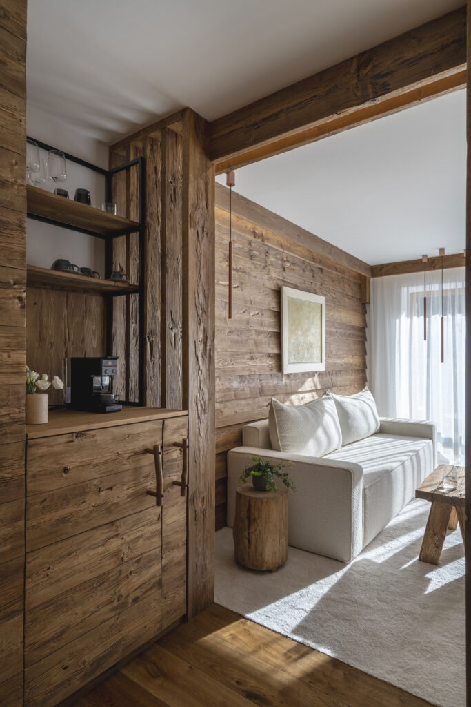 Екстериор в Flora Boutique Hotel – зимен изглед · планинска атмосфера