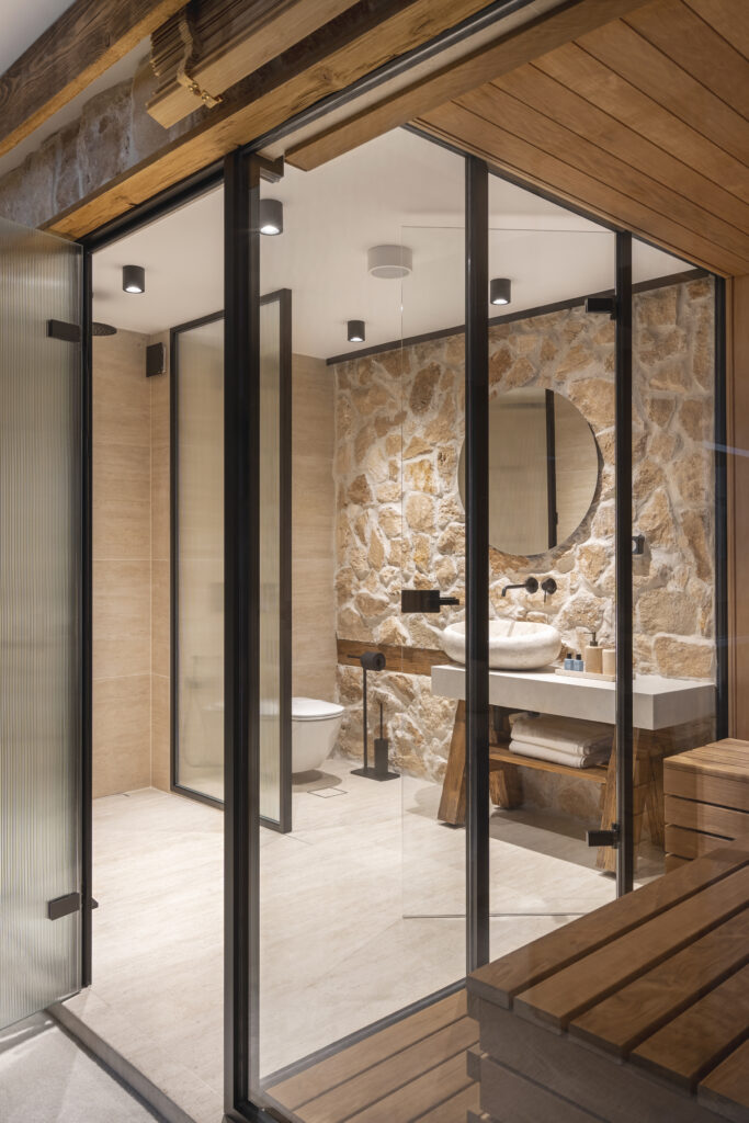 Екстериор в Flora Boutique Hotel – зимен изглед · планинска атмосфера