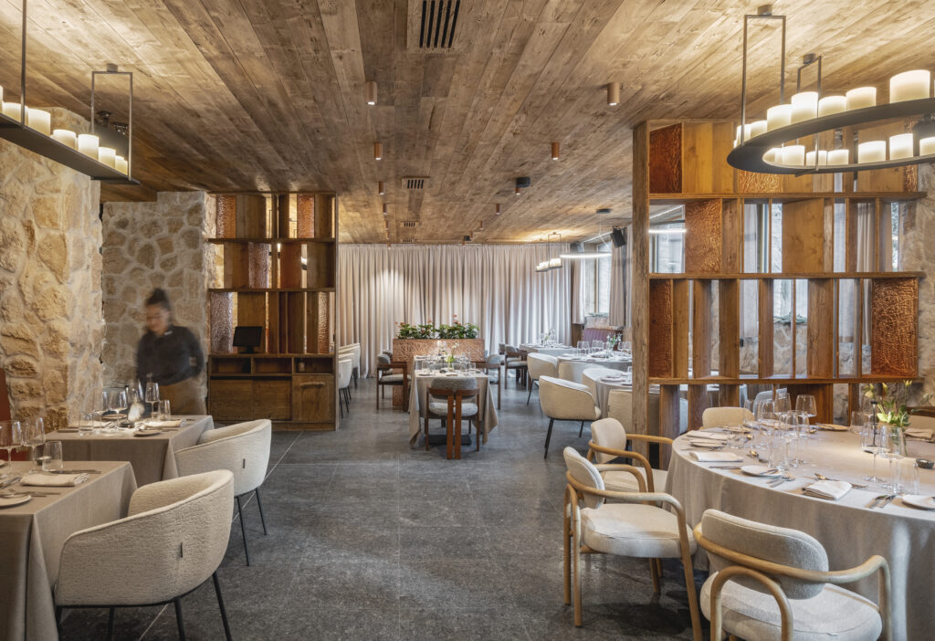 Екстериор в Flora Boutique Hotel – зимен изглед · планинска атмосфера
