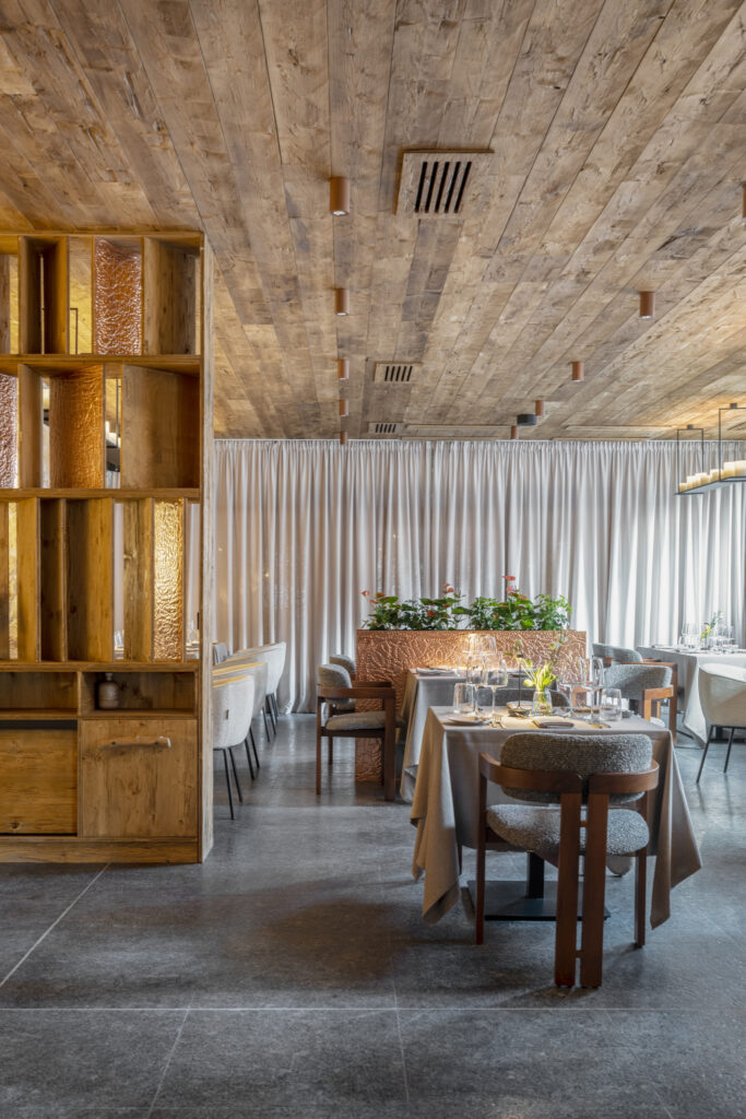 Екстериор в Flora Boutique Hotel – зимен изглед · планинска атмосфера