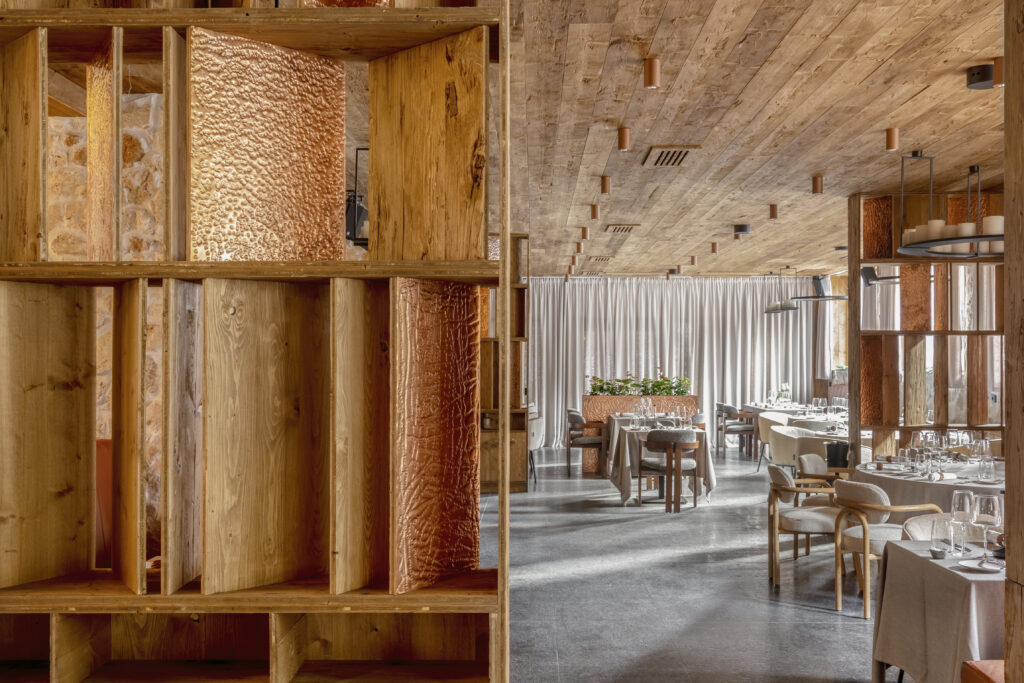 Екстериор в Flora Boutique Hotel – зимен изглед · планинска атмосфера