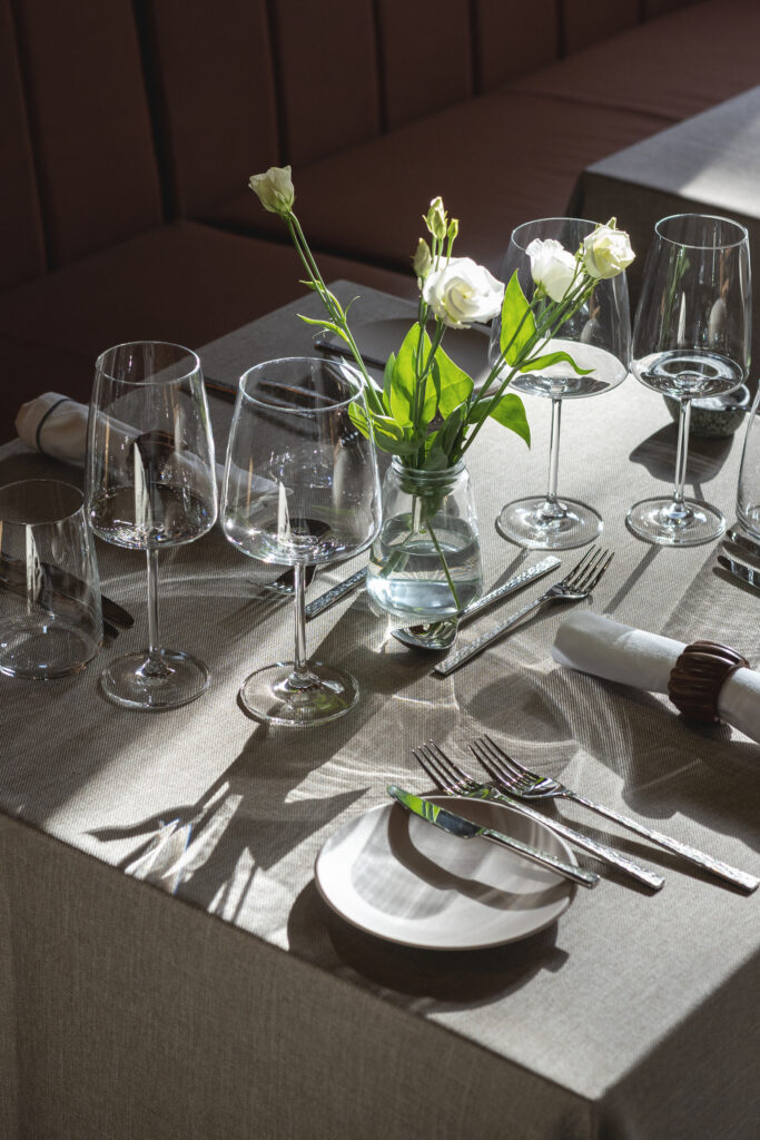 Екстериор в Flora Boutique Hotel – зимен изглед · планинска атмосфера