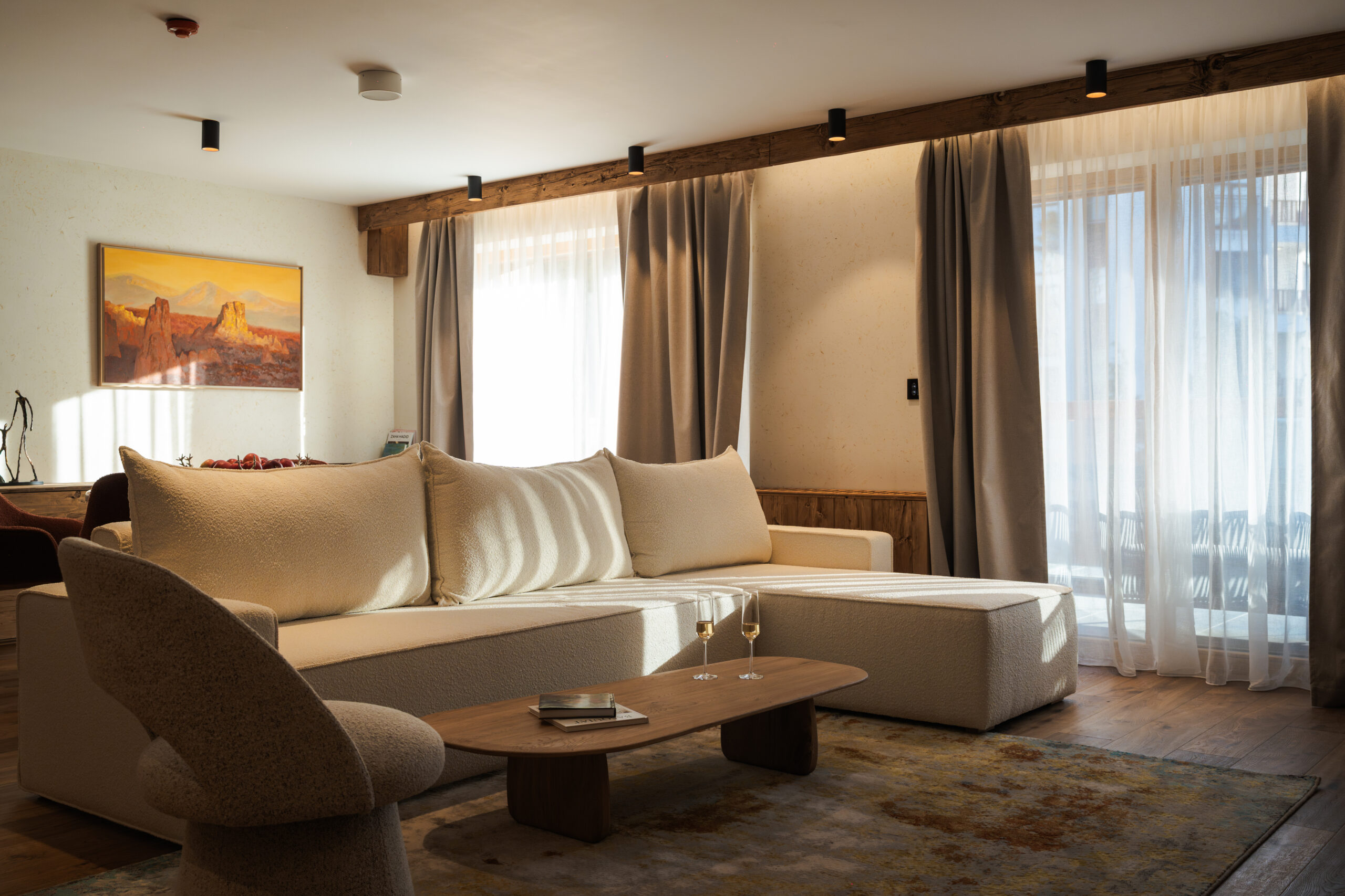 Суит във Flora Boutique Hotel, Боровец