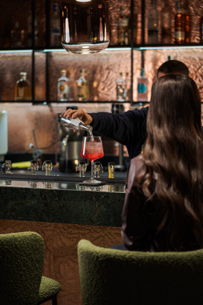 Екстериор в Flora Boutique Hotel – зимен изглед · планинска атмосфера