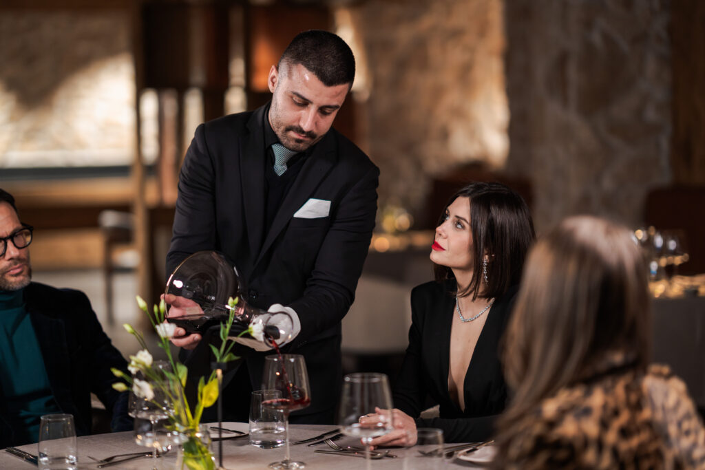 Екстериор в Flora Boutique Hotel – зимен изглед · планинска атмосфера