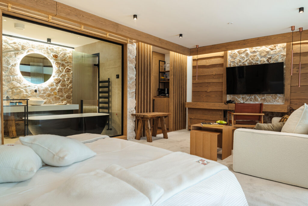 Екстериор в Flora Boutique Hotel – зимен изглед · планинска атмосфера