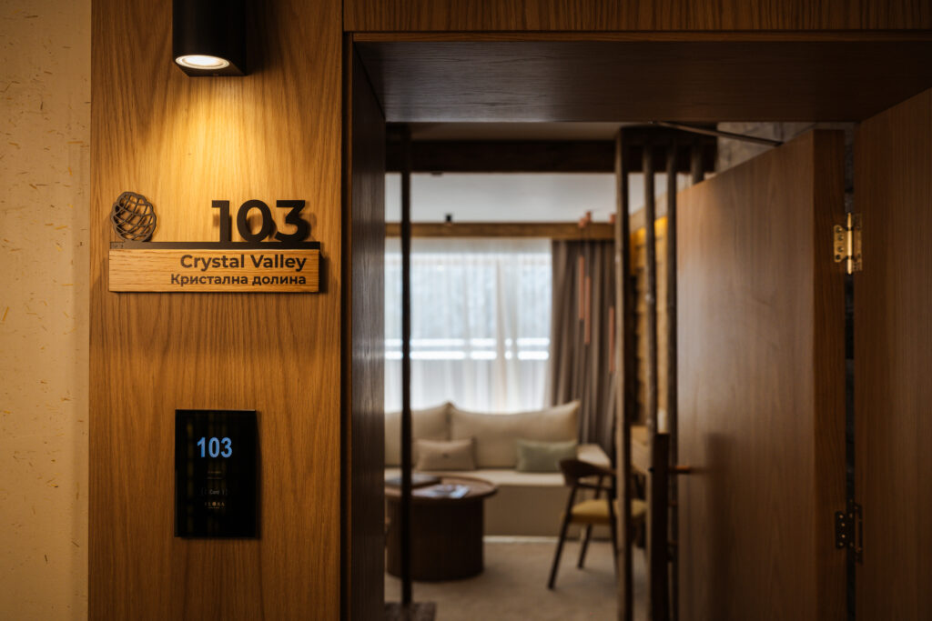 Екстериор в Flora Boutique Hotel – зимен изглед · планинска атмосфера