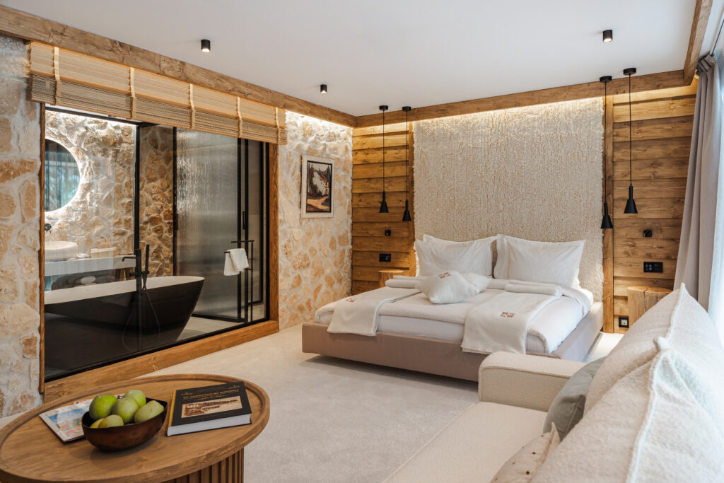 Екстериор в Flora Boutique Hotel – зимен изглед · планинска атмосфера