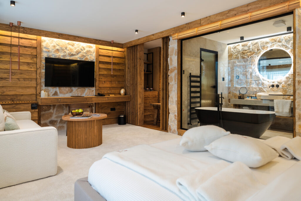 Екстериор в Flora Boutique Hotel – зимен изглед · планинска атмосфера