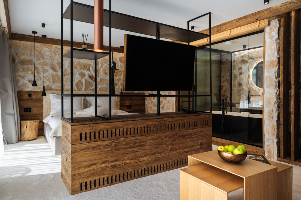 Екстериор в Flora Boutique Hotel – зимен изглед · планинска атмосфера
