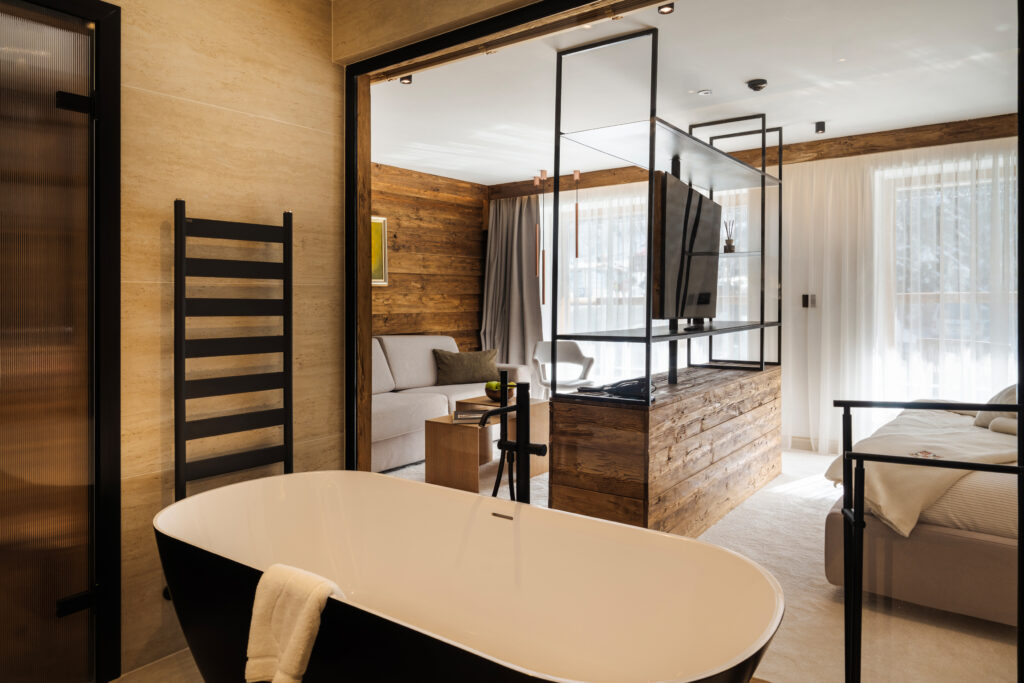 Екстериор в Flora Boutique Hotel – зимен изглед · планинска атмосфера