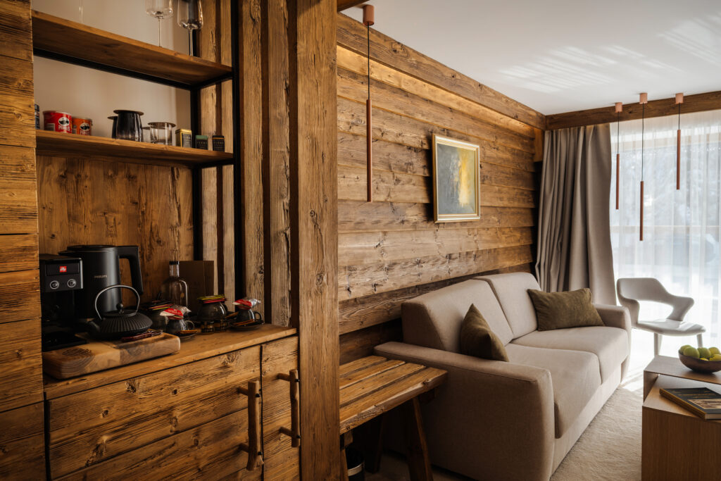 Екстериор в Flora Boutique Hotel – зимен изглед · планинска атмосфера