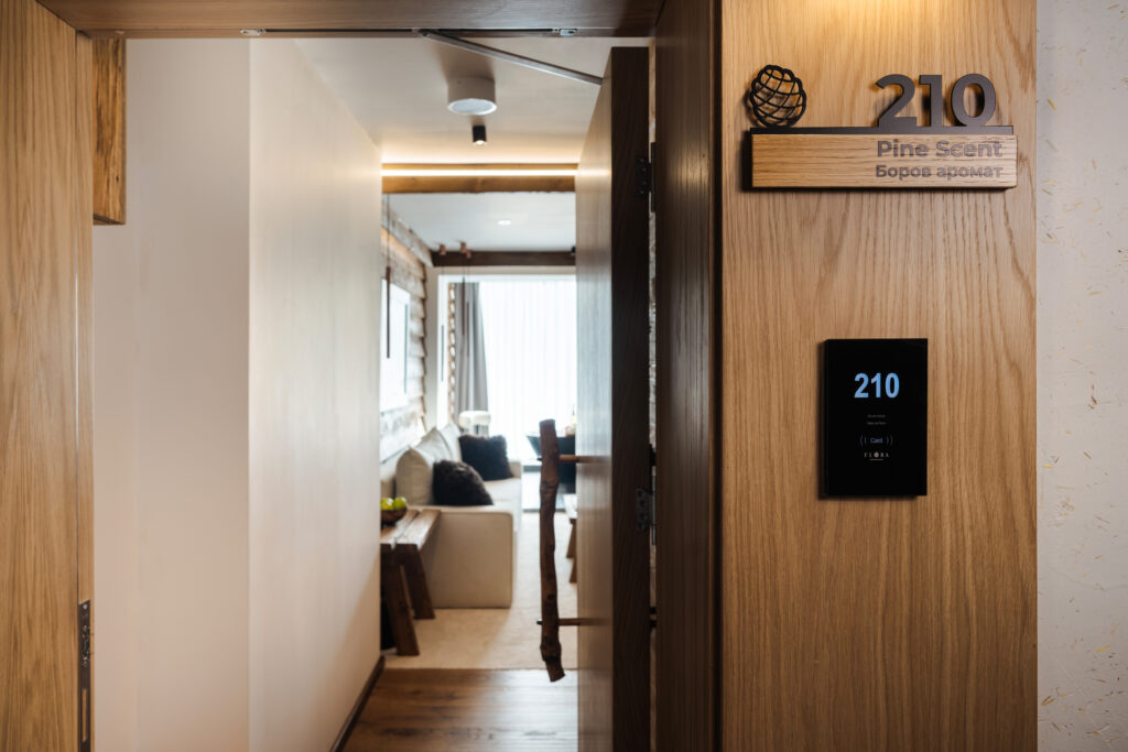 Екстериор в Flora Boutique Hotel – зимен изглед · планинска атмосфера