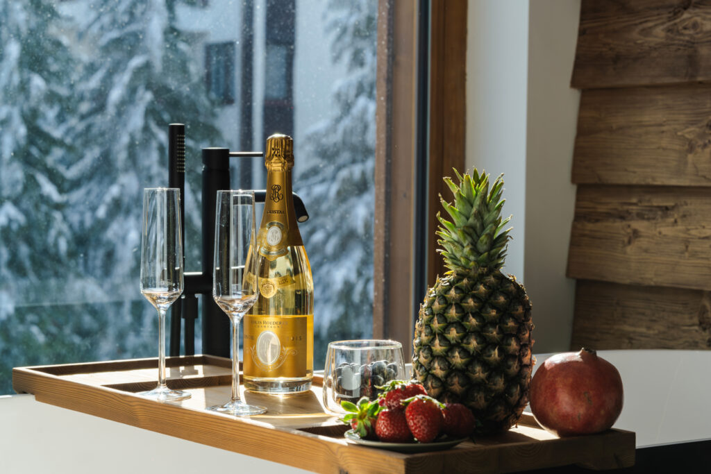 Екстериор в Flora Boutique Hotel – зимен изглед · планинска атмосфера