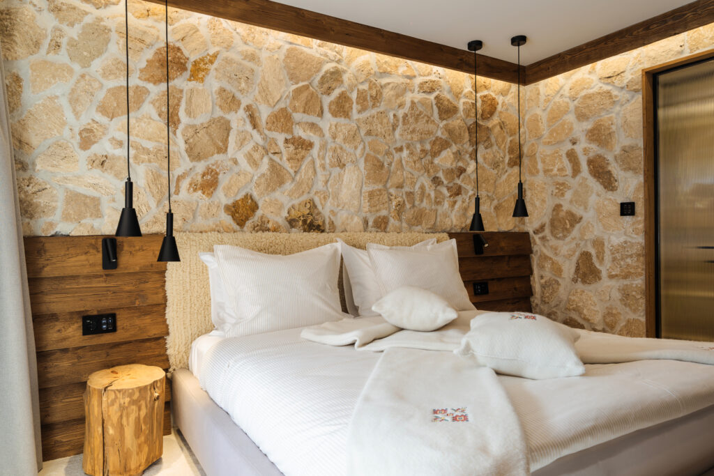 Екстериор в Flora Boutique Hotel – зимен изглед · планинска атмосфера