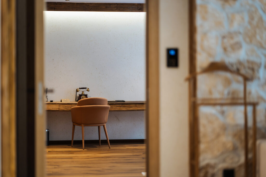 Екстериор в Flora Boutique Hotel – зимен изглед · планинска атмосфера