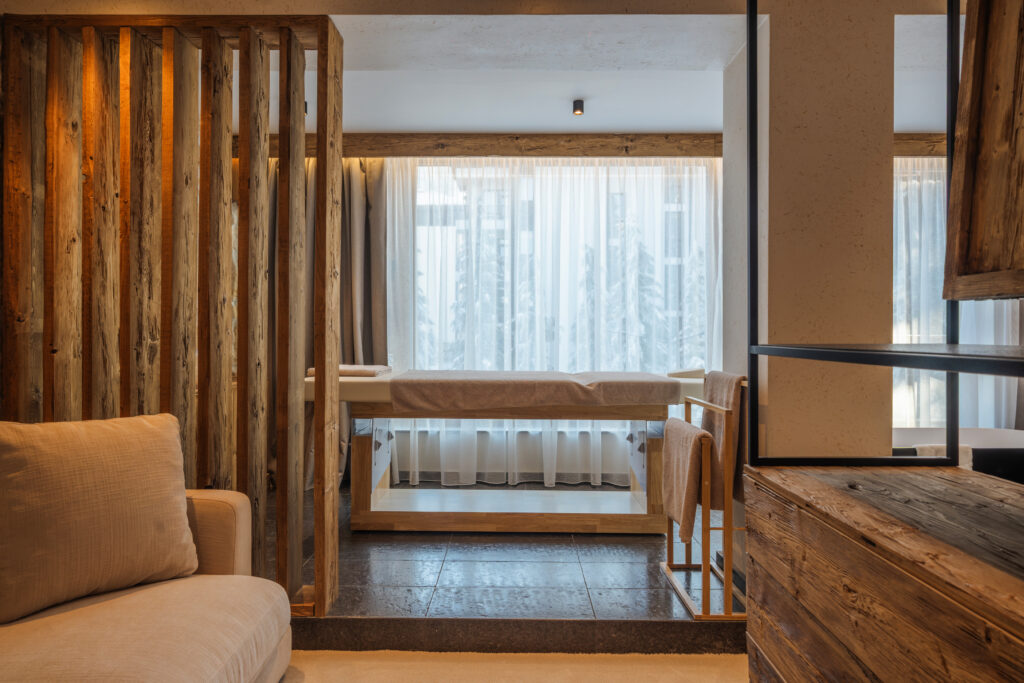 Екстериор в Flora Boutique Hotel – зимен изглед · планинска атмосфера