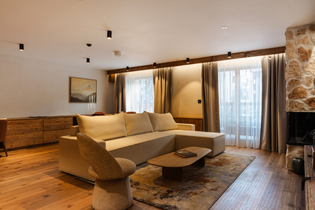 Екстериор в Flora Boutique Hotel – зимен изглед · планинска атмосфера