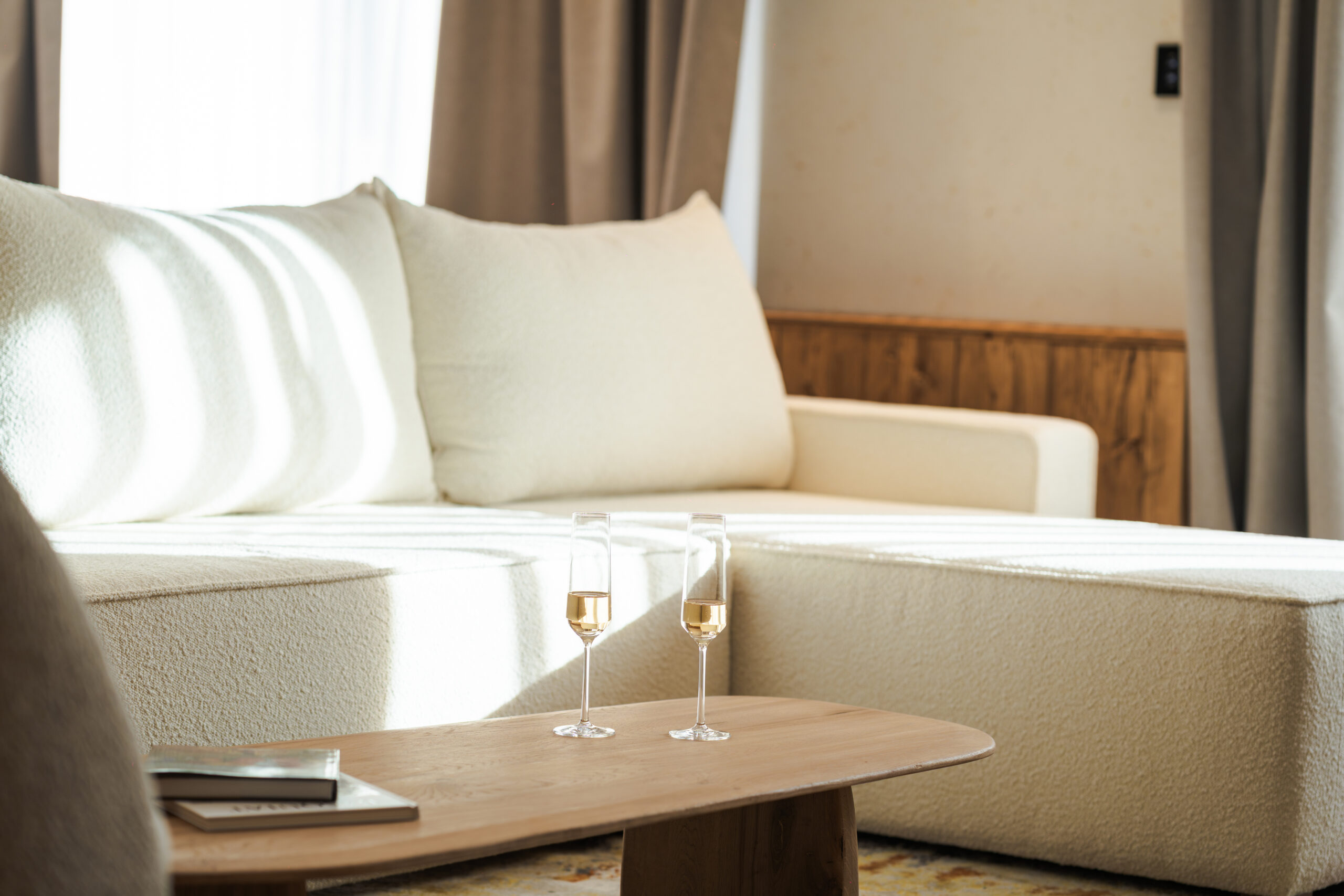 Екстериор в Flora Boutique Hotel – зимен изглед · планинска атмосфера