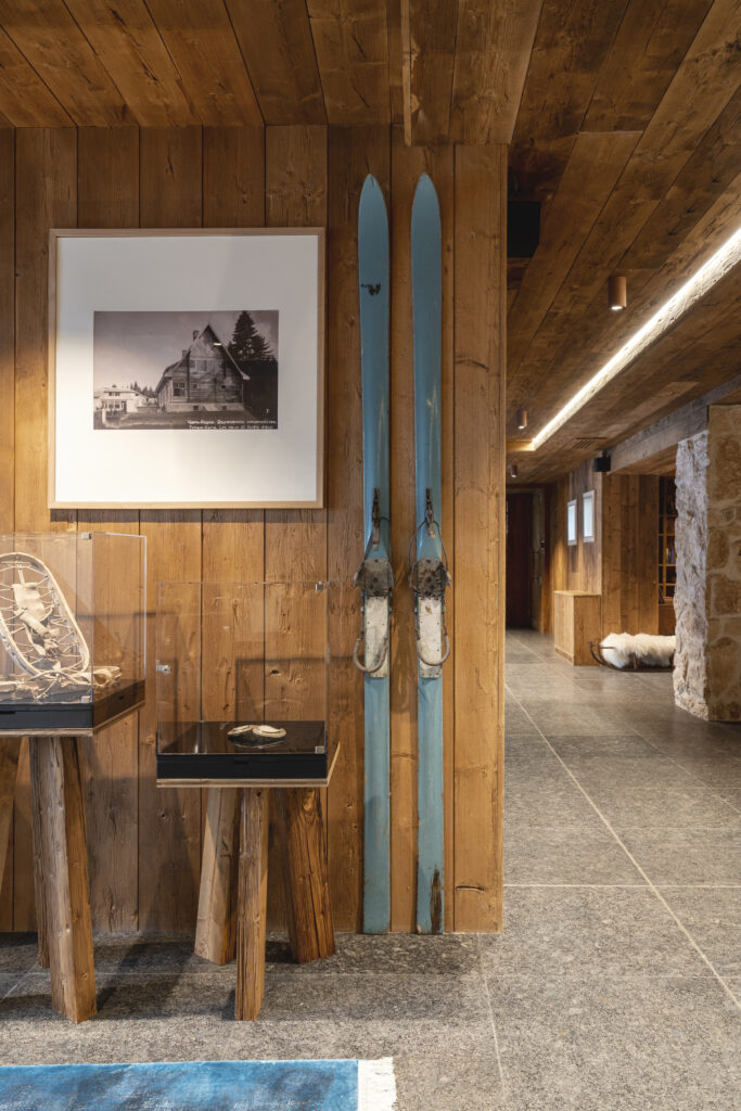 Екстериор в Flora Boutique Hotel – зимен изглед · планинска атмосфера